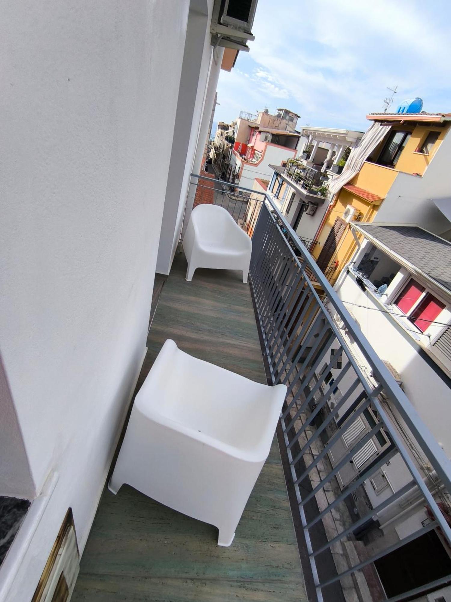 Casa Vacanze Green House 泰拉西尼 外观 照片