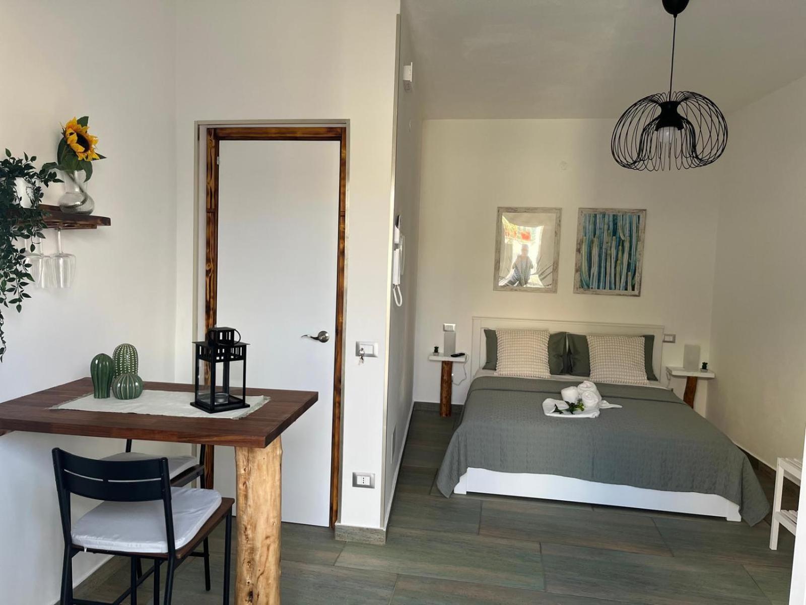 Casa Vacanze Green House 泰拉西尼 外观 照片