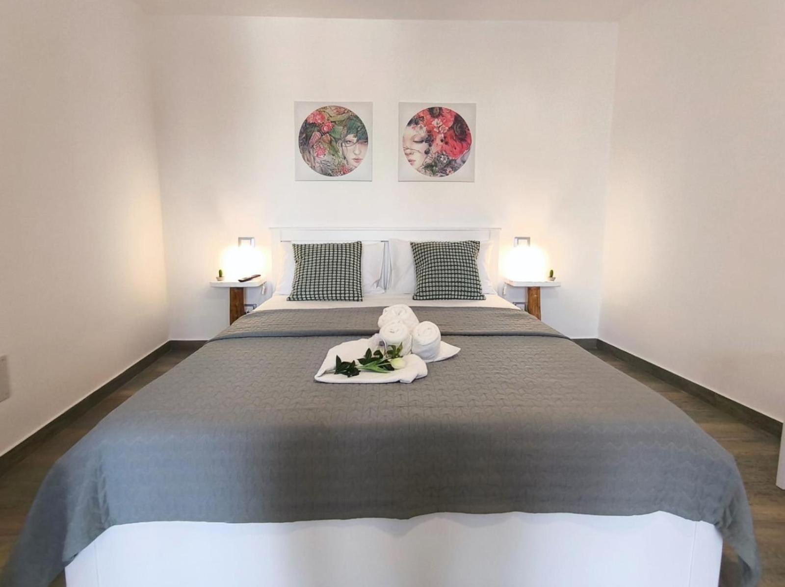 Casa Vacanze Green House 泰拉西尼 外观 照片