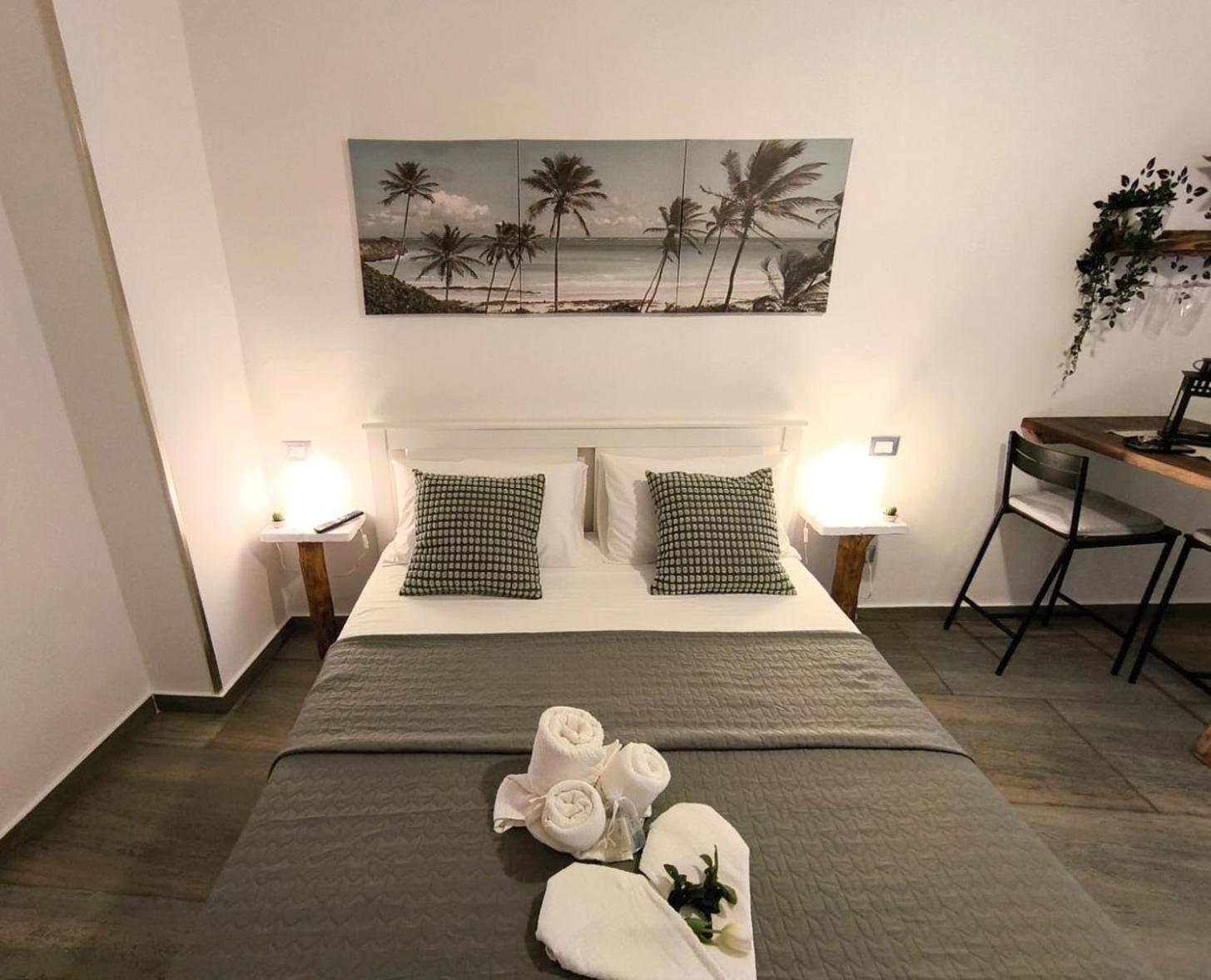 Casa Vacanze Green House 泰拉西尼 外观 照片