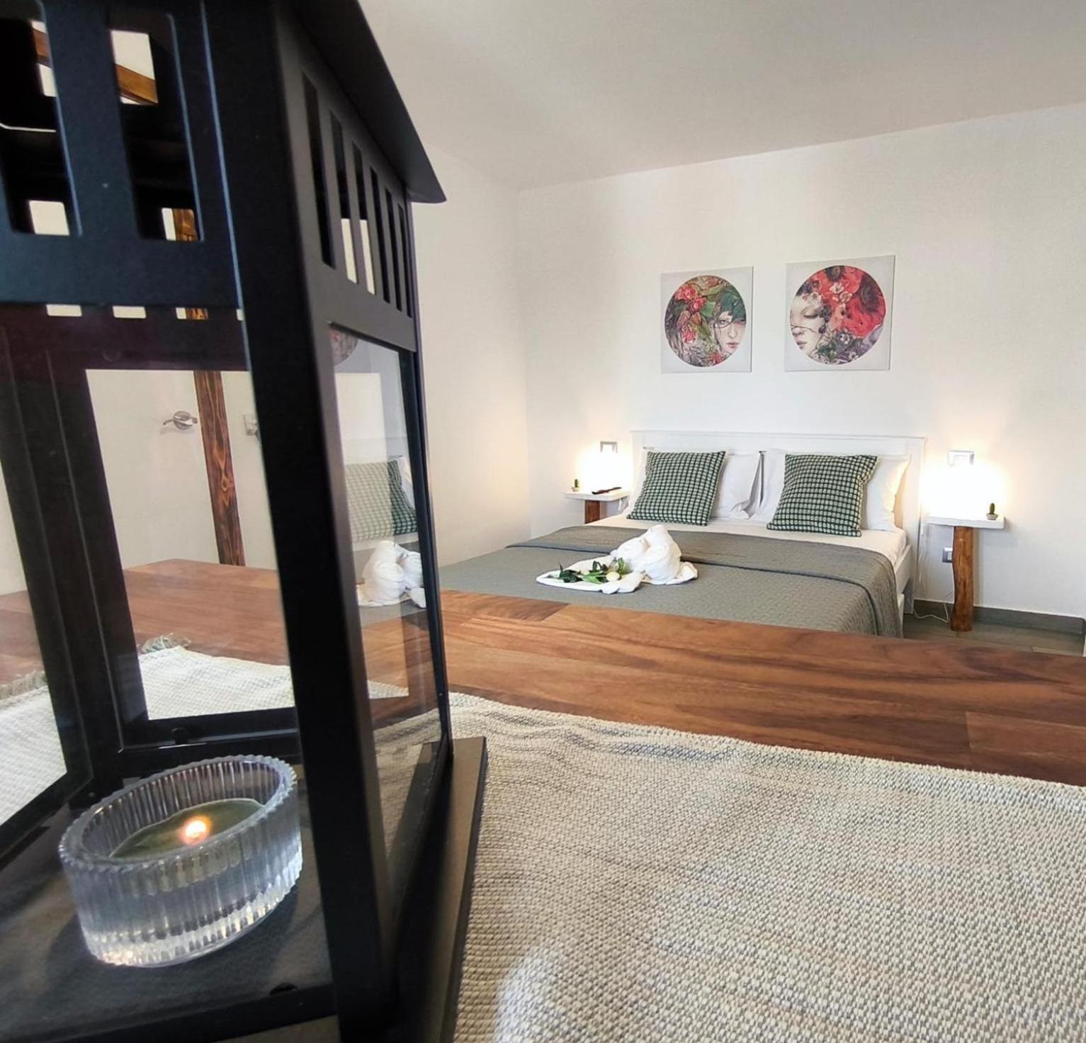 Casa Vacanze Green House 泰拉西尼 外观 照片