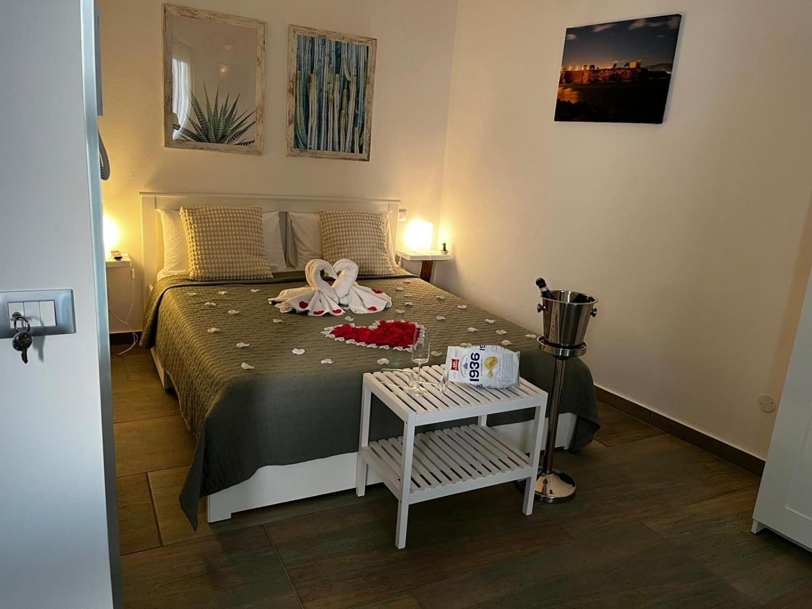 Casa Vacanze Green House 泰拉西尼 外观 照片